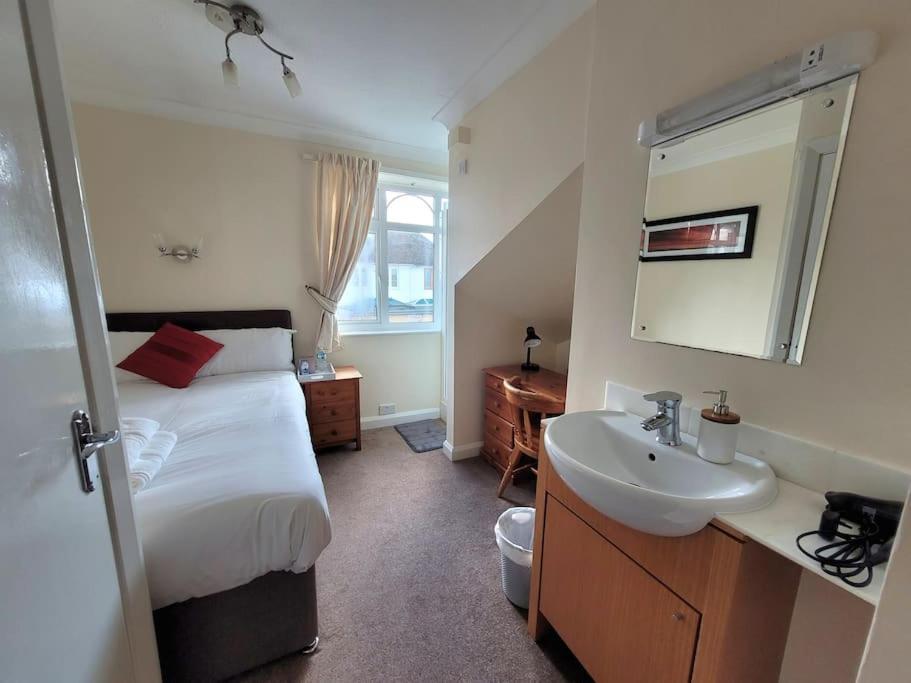 Cornerways Guest House Oxford Buitenkant foto