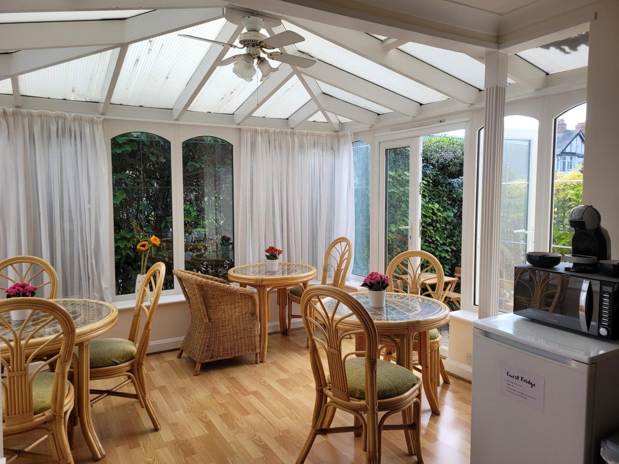 Cornerways Guest House Oxford Buitenkant foto