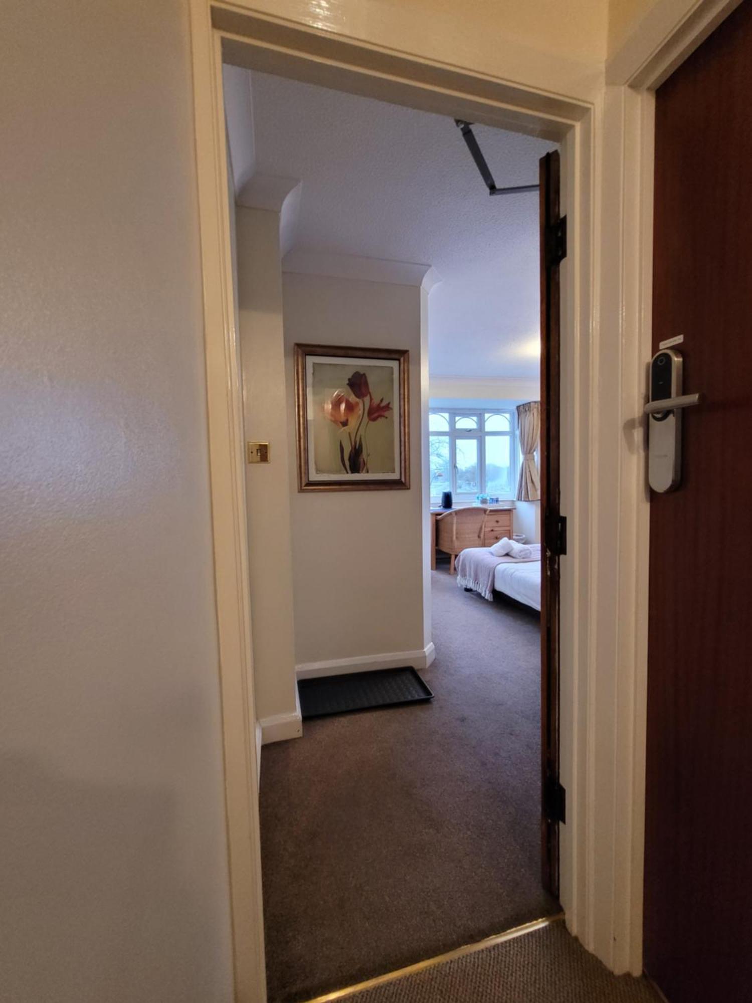 Cornerways Guest House Oxford Buitenkant foto