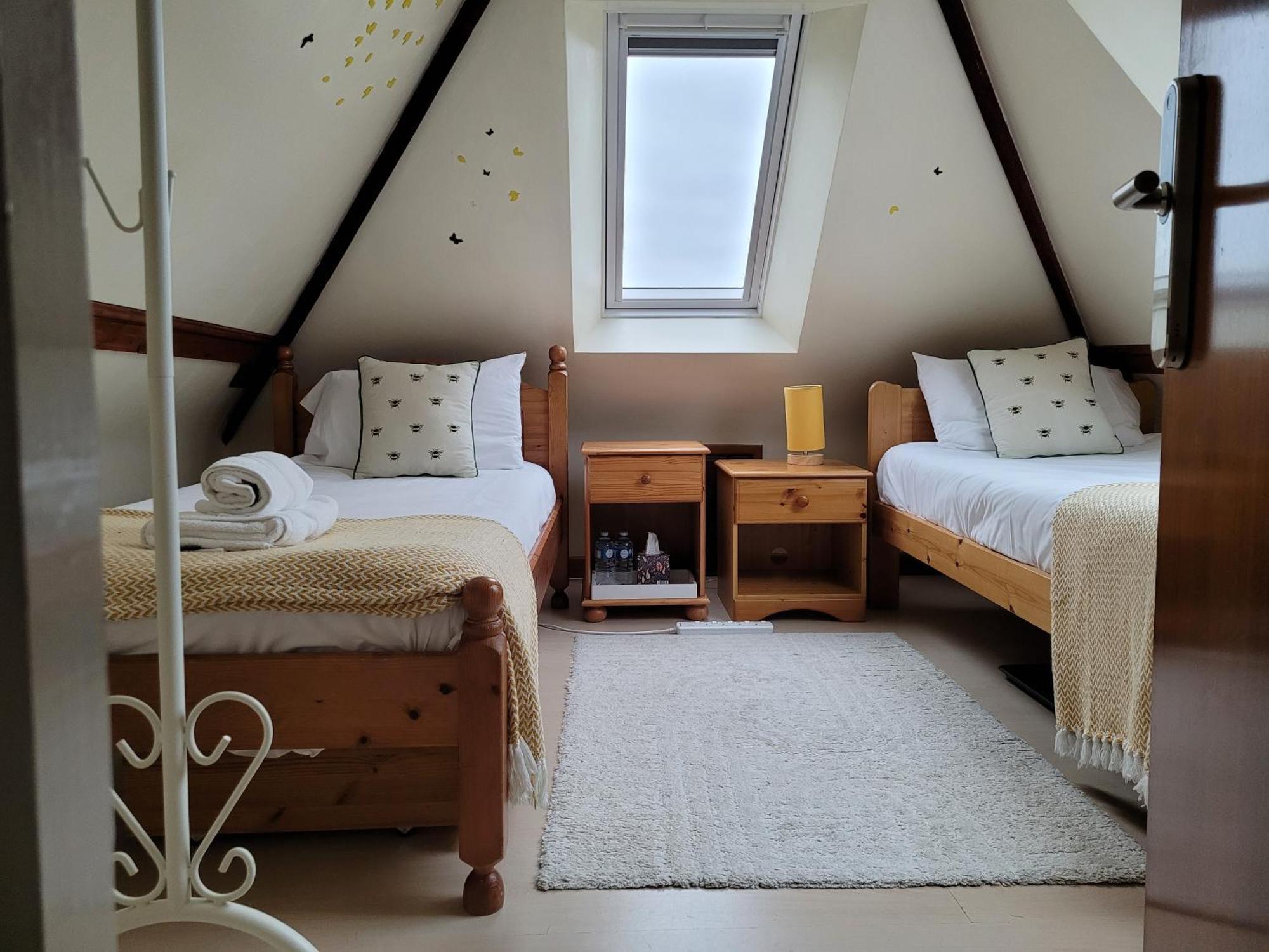 Cornerways Guest House Oxford Buitenkant foto